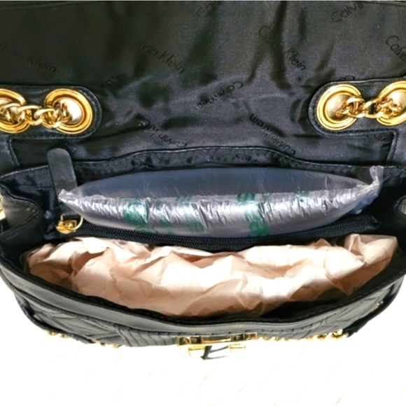 🎋Calvin Klein Leather Crossbody/Shoulder Bag - Picture 7 of 11